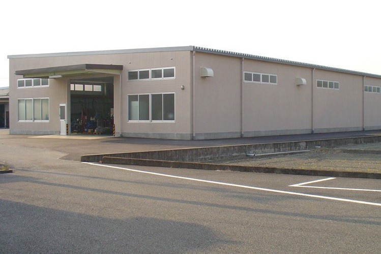 施設紹介：本社第3工場外観（各工事の施工箇所を示す写真ではありません）